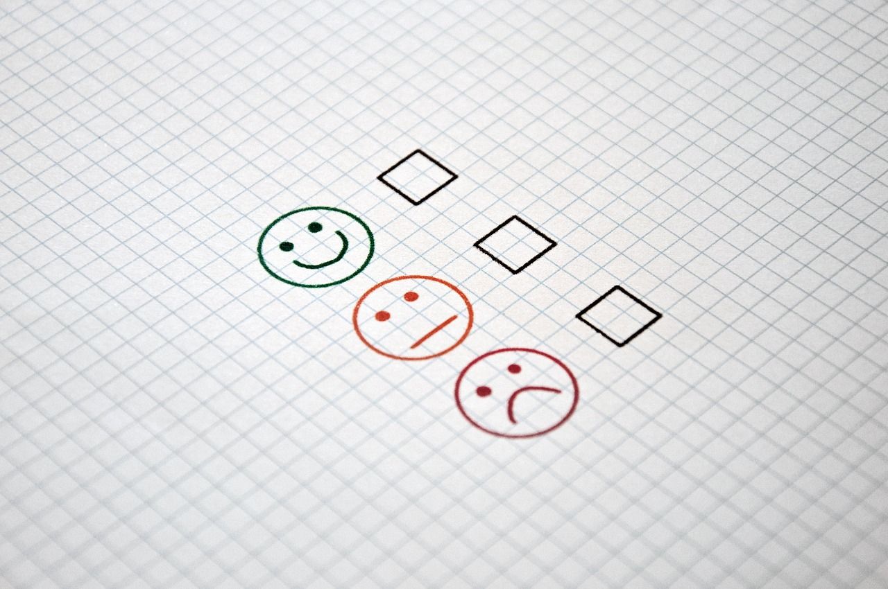 découvrez l'importance des retours clients pour améliorer vos produits et services. apprenez comment recueillir, analyser et mettre en œuvre les avis de vos clients afin d'optimiser leur satisfaction et de renforcer votre relation client.