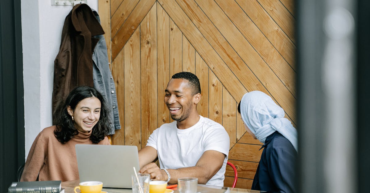 Communication efficace : 8 stratégies pour améliorer vos échanges