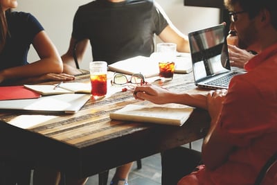 Salaire auto entrepreneur en 2025 : combien peut-on vraiment gagner ?