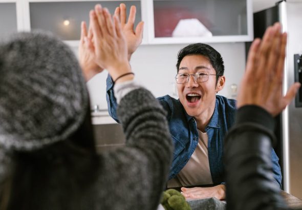 découvrez le crowdfunding, une méthode innovante de financement participatif qui permet aux entrepreneurs, artistes et projets créatifs de lever des fonds auprès du grand public. rejoignez la communauté et soutenez des idées prometteuses tout en bénéficiant d'avantages exclusifs.