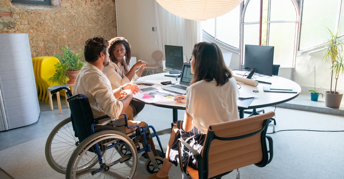 découvrez l'importance du travail collaboratif pour améliorer la productivité et favoriser l'innovation au sein de votre équipe. apprenez des stratégies efficaces pour renforcer la collaboration, optimiser la communication et atteindre des objectifs communs.