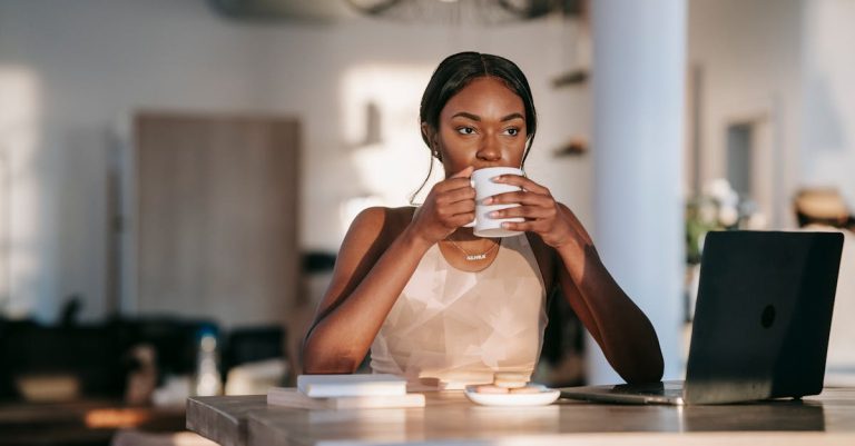 découvrez le monde passionnant de l'entrepreneuriat ! apprenez des stratégies essentielles, inspirez-vous d'histoires de succès et explorez des conseils pratiques pour lancer et faire croître votre entreprise.