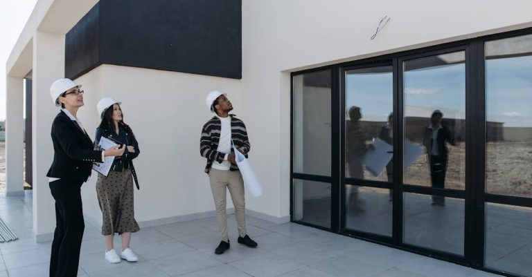 découvrez notre sélection de biens immobiliers commerciaux adaptés à vos besoins professionnels. que vous recherchiez un bureau, un magasin ou un espace industriel, trouvez l'emplacement idéal pour propulser votre activité.