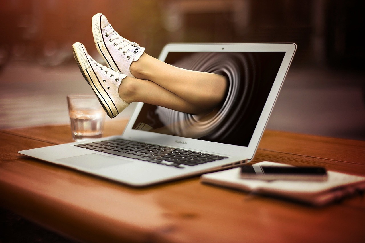 découvrez comment les étudiants transforment leurs idées innovantes en startups florissantes. suivez des conseils, des exemples inspirants et des ressources pour lancer votre entreprise pendant vos études.