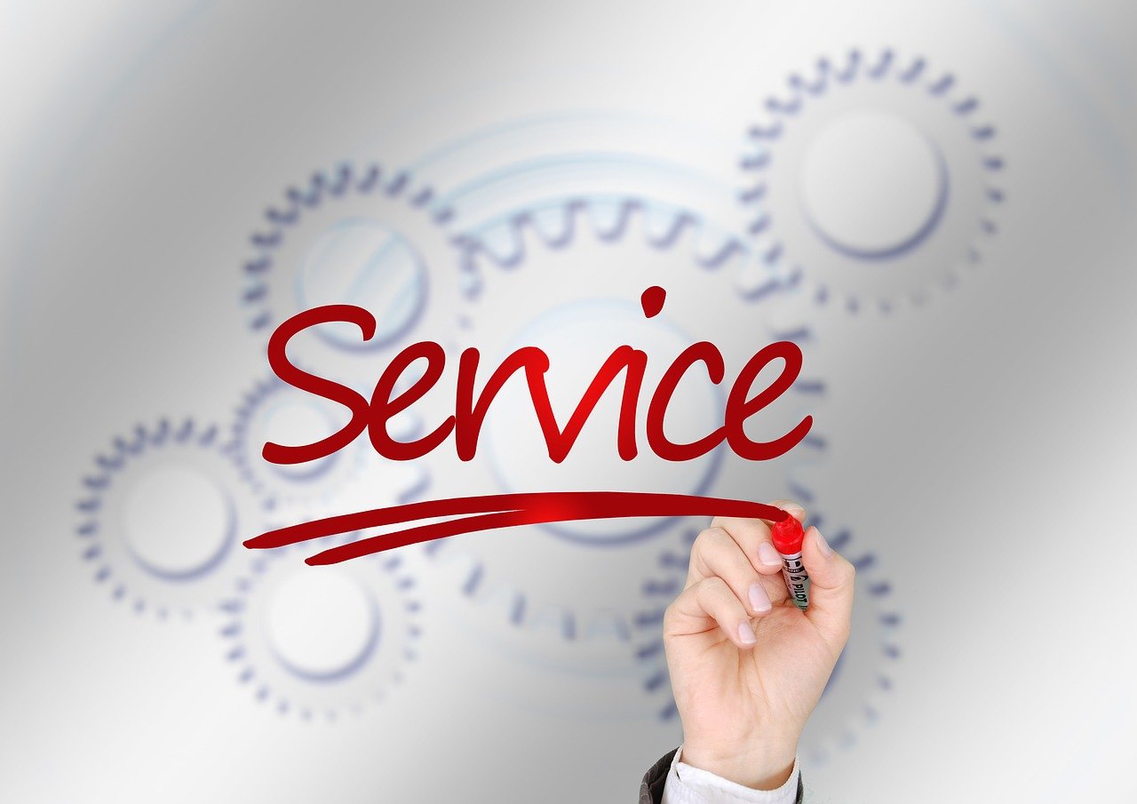 découvrez l’importance de l’orientation client, ses principes clés et comment elle permet à une entreprise de répondre aux besoins de ses clients pour améliorer leur satisfaction et fidéliser la clientèle.