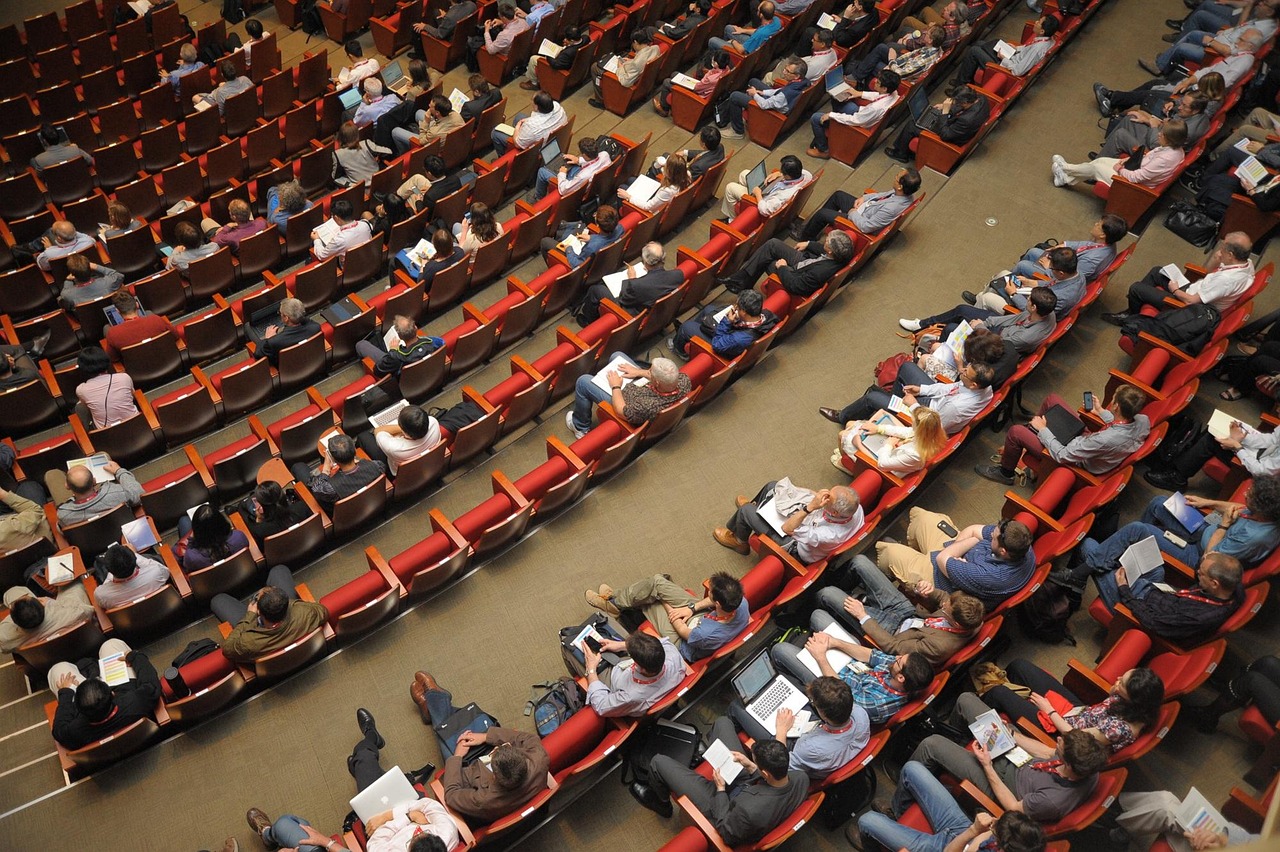 découvrez tous les événements incontournables près de chez vous : concerts, expositions, festivals, ateliers et sorties. ne manquez aucune actualité pour organiser vos prochaines sorties et vivre des moments inoubliables !