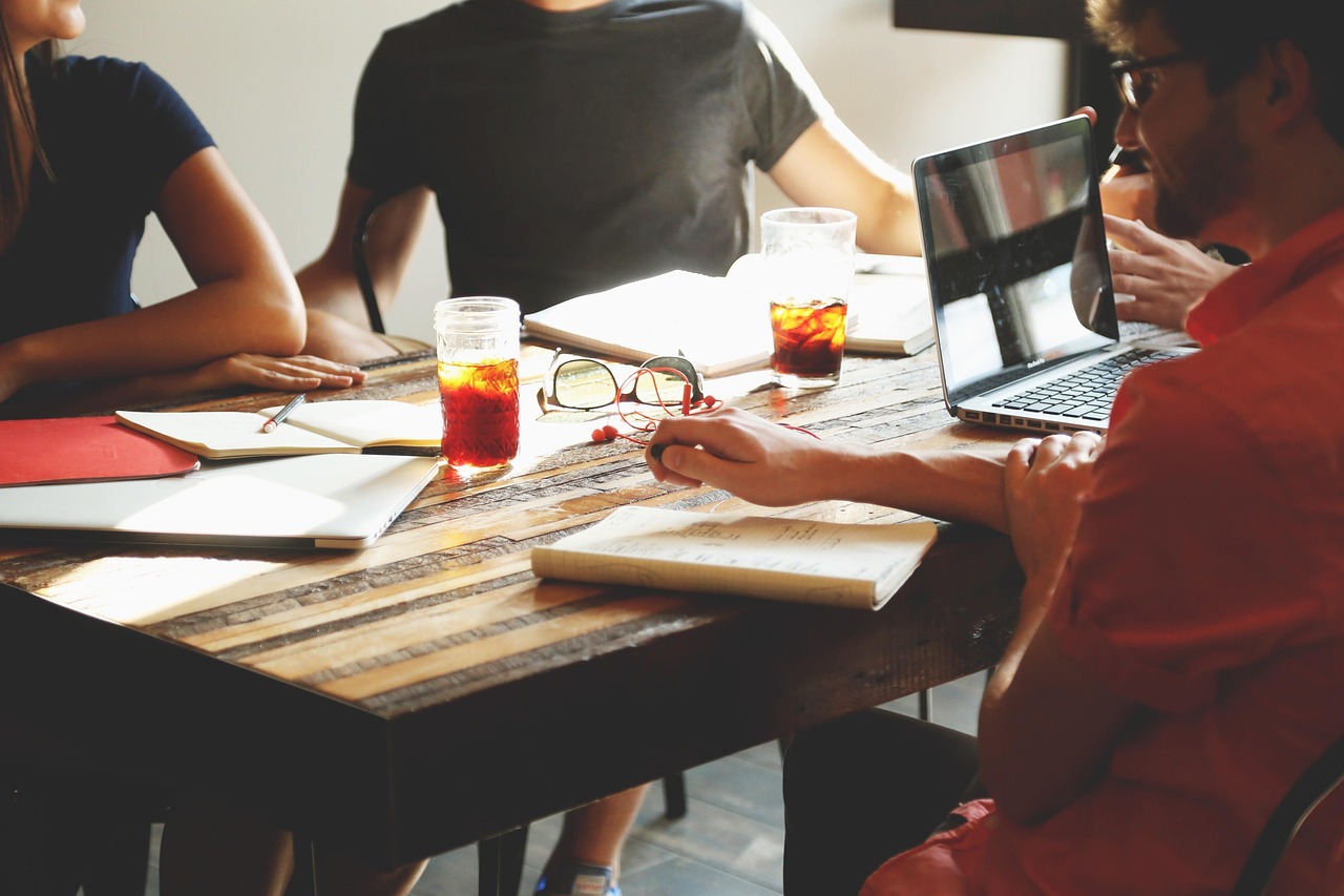 découvrez comment les partenariats stratégiques peuvent booster la croissance de votre entreprise, renforcer vos relations commerciales et ouvrir de nouvelles opportunités de collaboration.