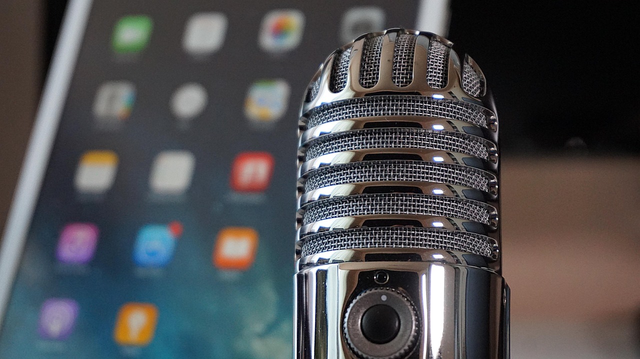 découvrez une sélection de podcasts captivants, informatifs et divertissants pour tous les goûts. explorez l’actualité, la culture, l’éducation et bien plus à écouter partout, à tout moment.