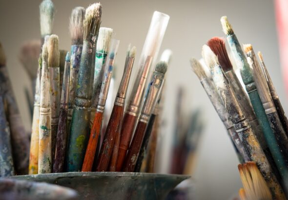 participez &agrave; nos ateliers cr&eacute;atifs pour d&eacute;velopper votre imagination, apprendre de nouvelles techniques artistiques et exprimer votre cr&eacute;ativit&eacute; dans une ambiance conviviale et stimulante.